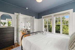 The Adaline Room #7 - Gorgeous Hyde Park Apartment, 2nd Floor, Steps to Bayshore